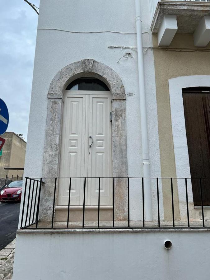 Home Iris Ceglie Messapica Dış mekan fotoğraf